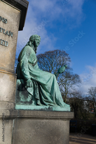  sculptures in Orsted park photo