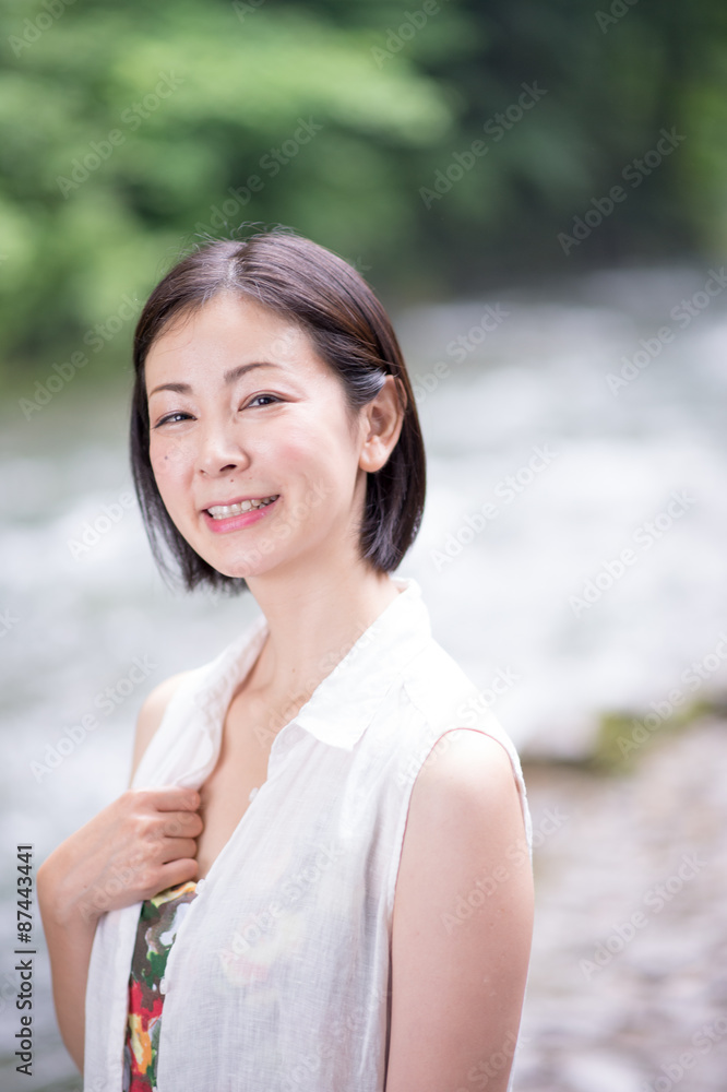雨の渓谷でのポートレート 雨の渓谷でのポートレート