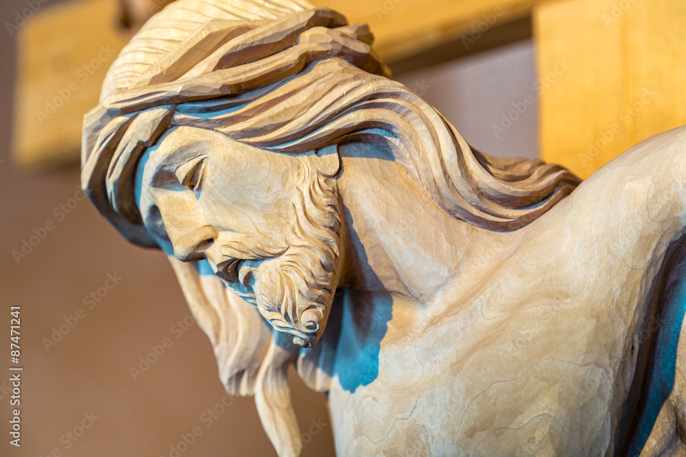 Wood statue  of the Crucifixion of Jesus Christ - obrazy, fototapety, plakaty 