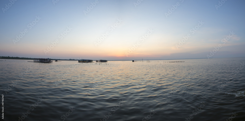 Fototapeta premium Panoramic view of the sunset on the Lake Maracaibo, Venezuela