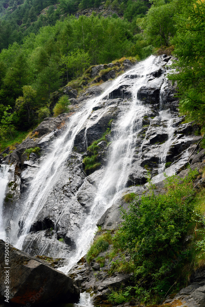 Cascata del torrente di Saint-Marcel - Valle d'Aosta