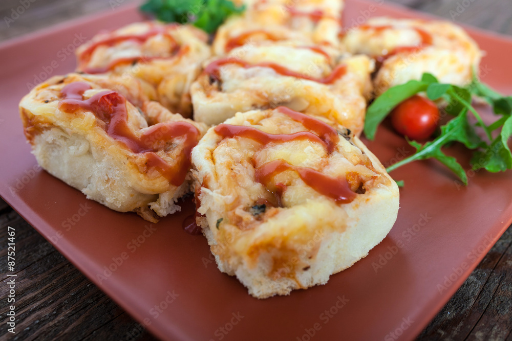 Homemade Small Pizza Rolls Homemade Small Pizza Rolls