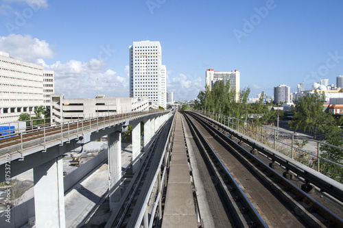 Rotaia della metropolitana sopraelevata di Miami © Roberto Del Bianco