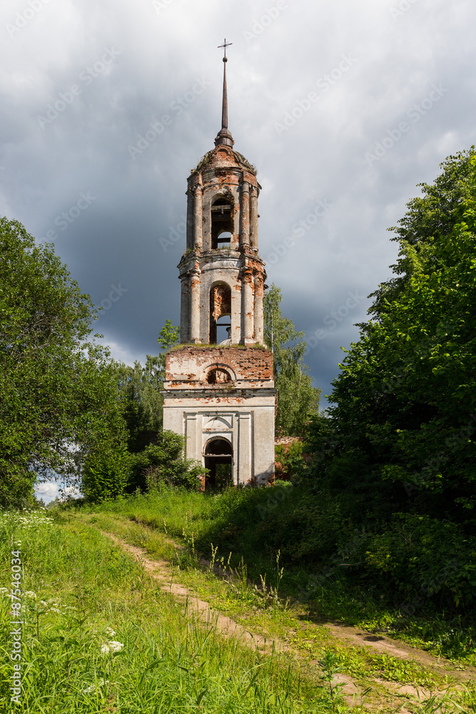 Fototapeta premium Church of the Resurrection and road.