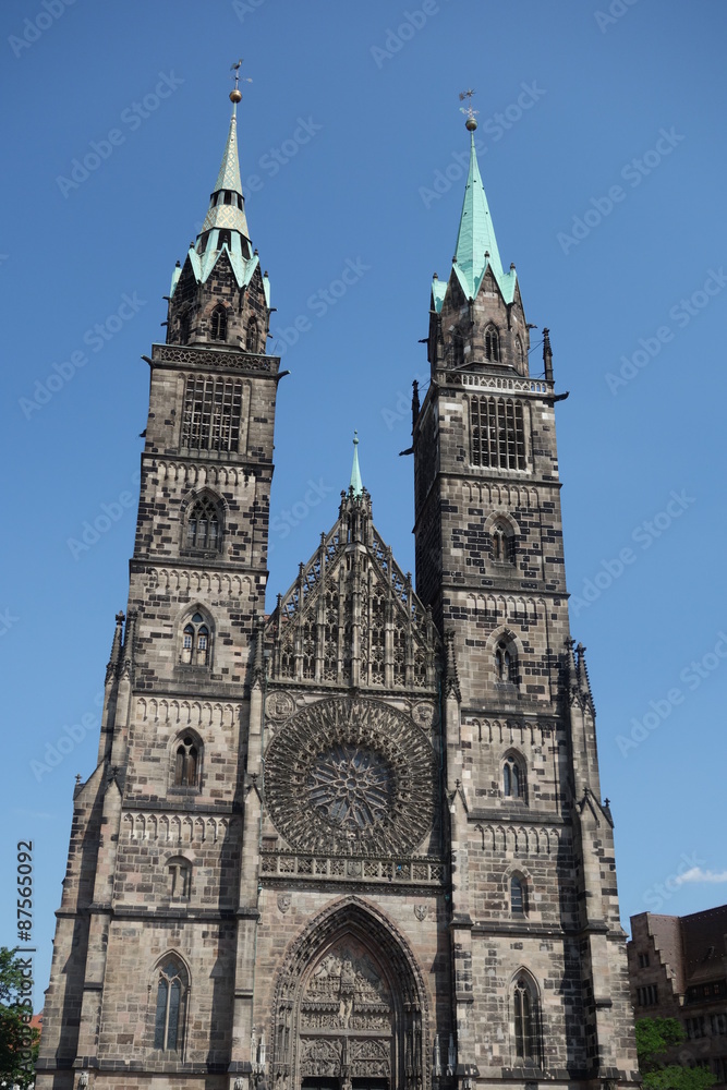 Fototapeta premium St Lorenz Nürnberg