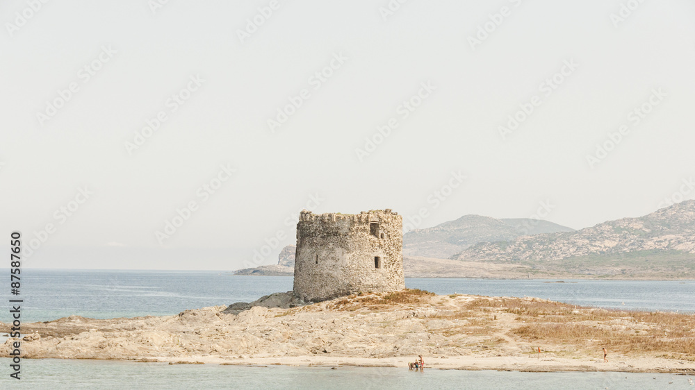 Stintino, La Pelosa, Pelosa, Strand, Turm, Torre del falcone, Granitfelsen, Granit, capo falcone, Sardinien, Mittelmeer, Sommer,  Italien 