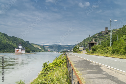 Burg Pfalzgrafenstein auf Rheininsel Falkenau in Rheinland-Pfalz photo