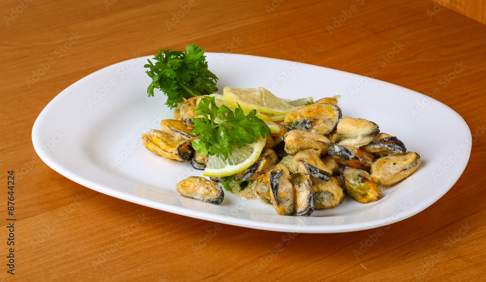 Mussels in butter sauce Mussels in butter sauce