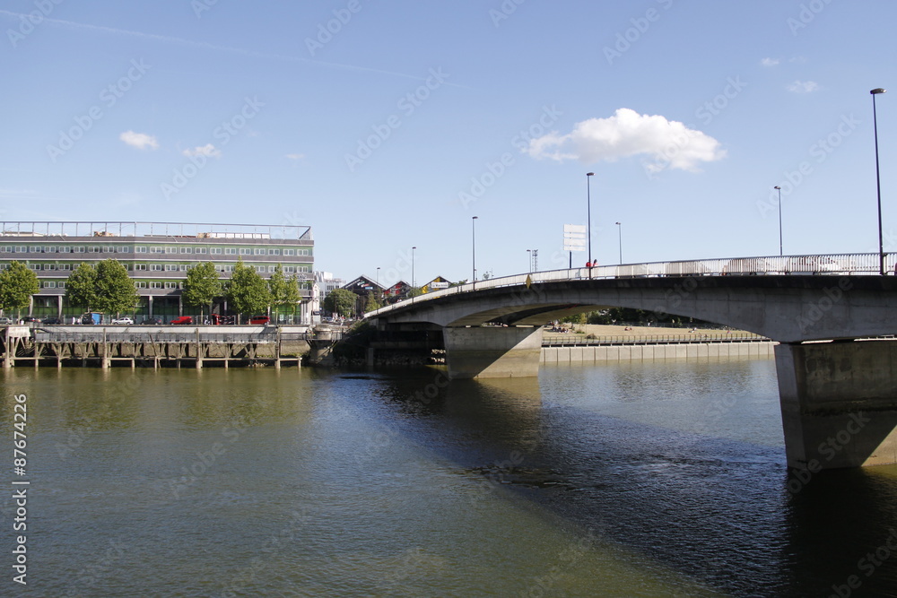 Pont sur la Loire à Nantes