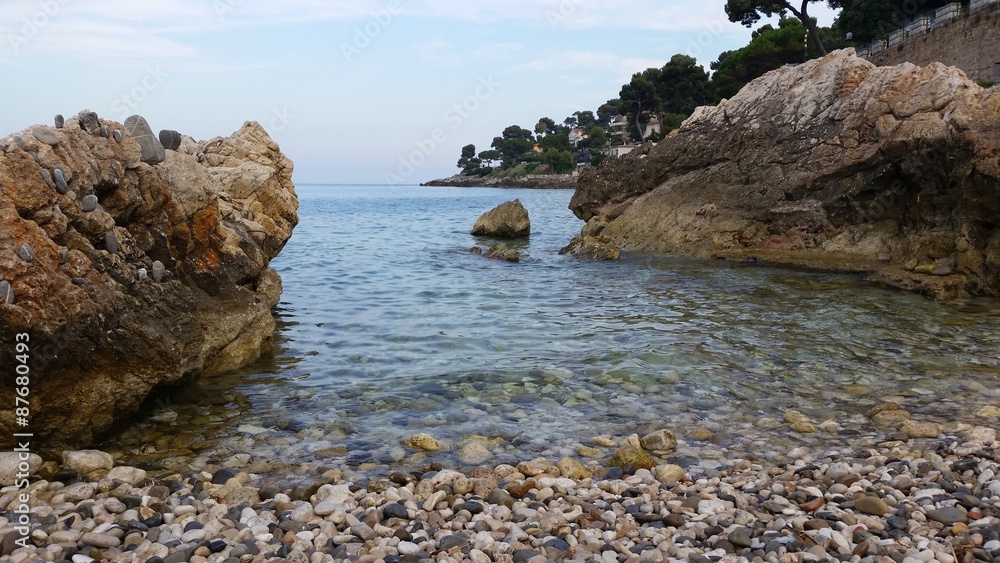 Obraz premium Plage de galets paradisiaque