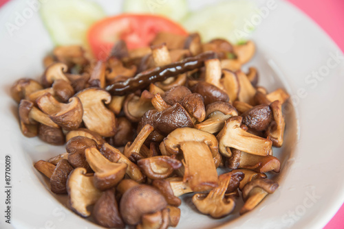 fried shiitake mushrooms with salt
