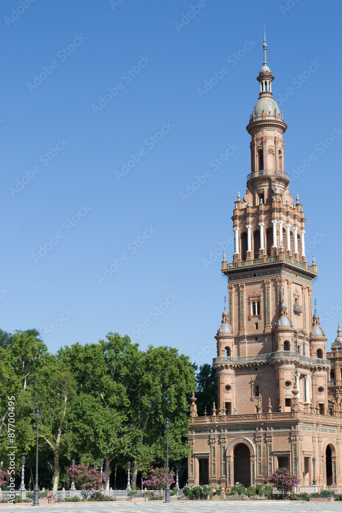 Minaret at Spain Square