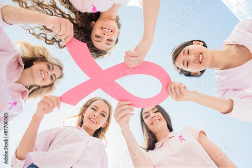 Obraz na płótnie Breast cancer w salonie