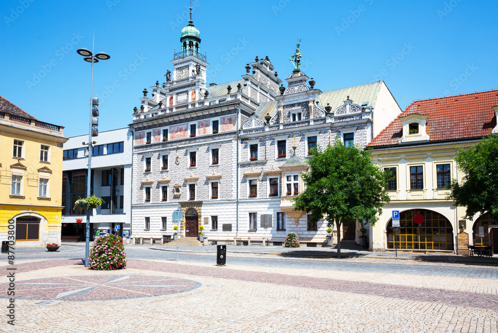 Naklejka premium Kolin marketplace, view of City Hall, Czech Republic