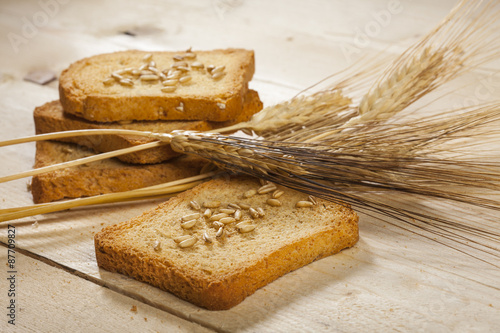 Bild auf Leinwand Colazione con fette biscottate avena
