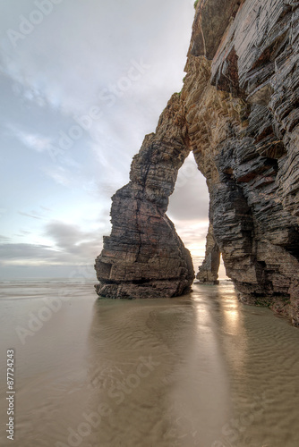 Amanecer en la playa de Las Catedrales