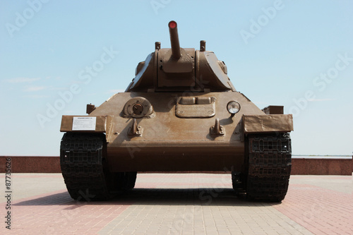 Танк Т-34, у музея "Сталинградская битва". Волгоград, Россия