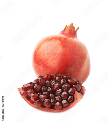 Served pomegranate fruit composition