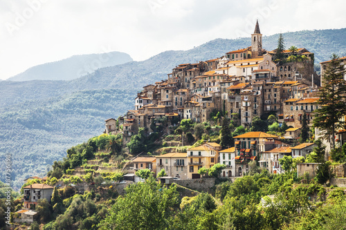 Bilde på lerret authentic beautiful village Apricale, Liguria, Italy