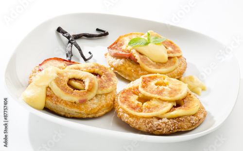 pineapple rings fried with cane caramel