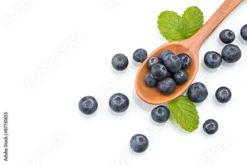 fresh blueberries with leaf, healthy, natural, Wood © PR Image Factory