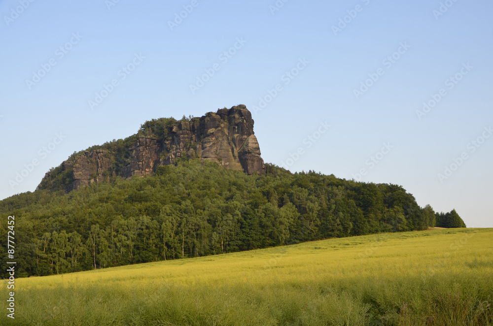 Lilienstein im Elbsandsteingebirge Lilienstein im Elbsandsteingebirge