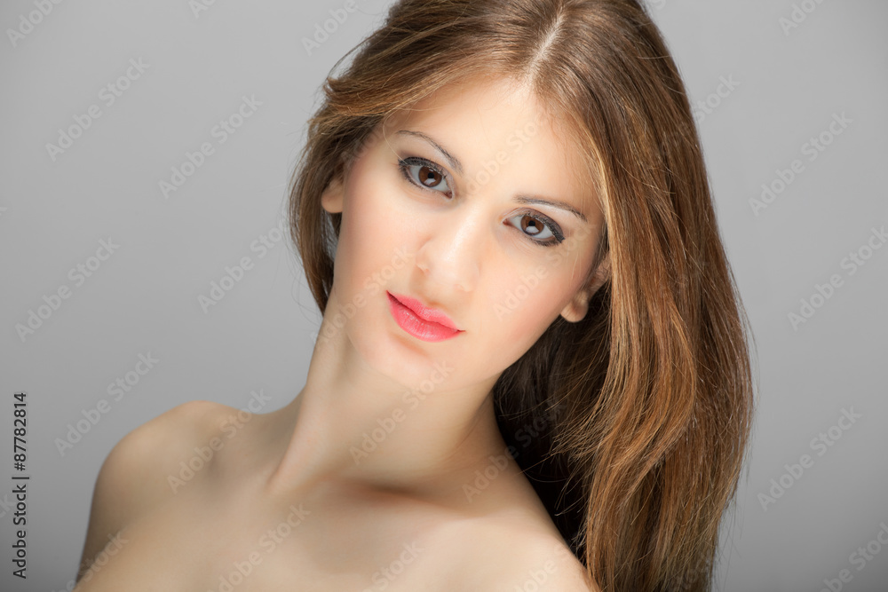 Fashion portrait of a beautiful woman Fashion portrait of a beautiful woman