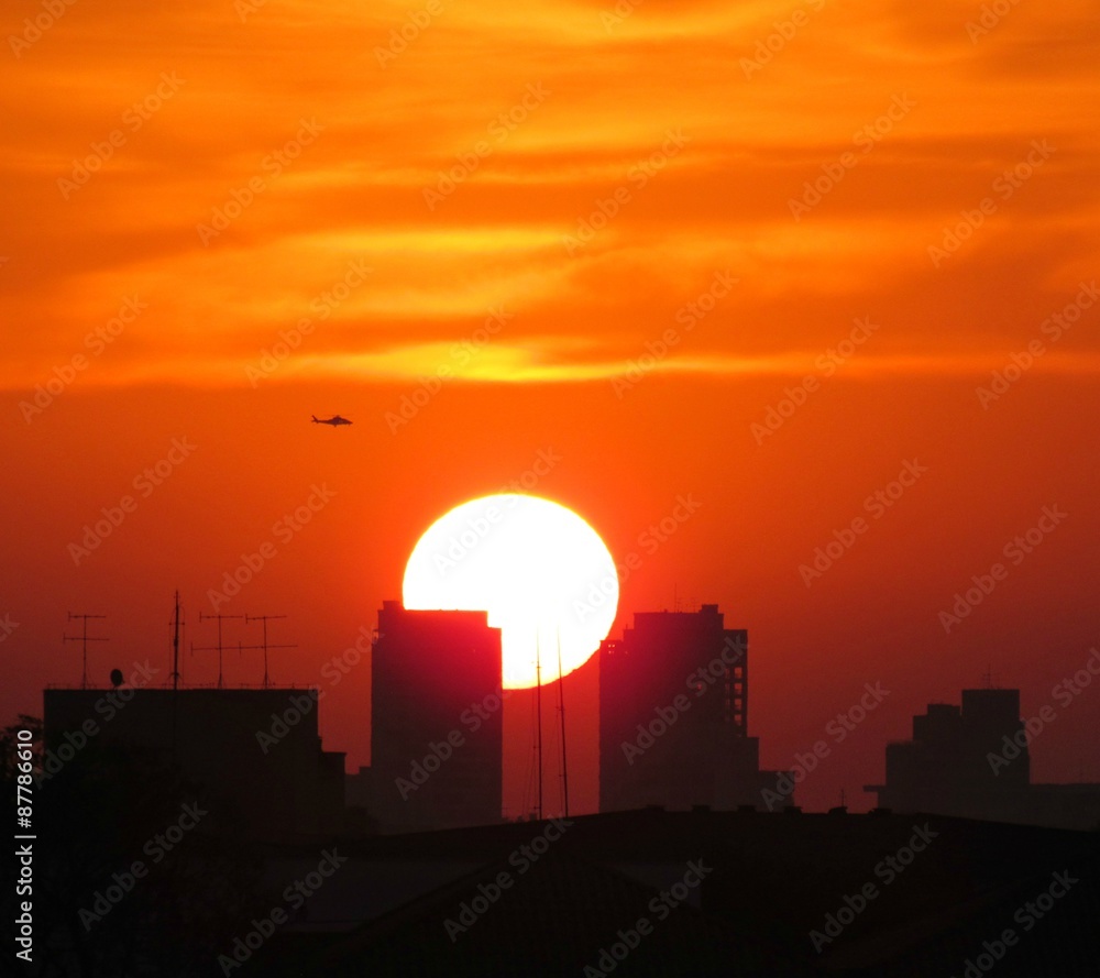 Pôr do sol na cidade