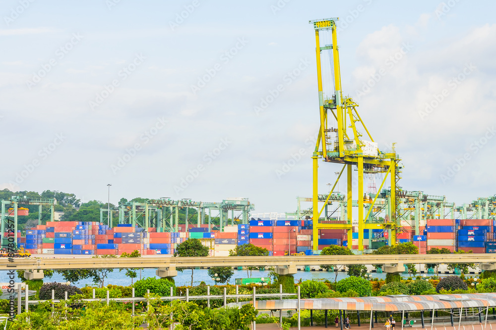 Singapore crane shipping cargo