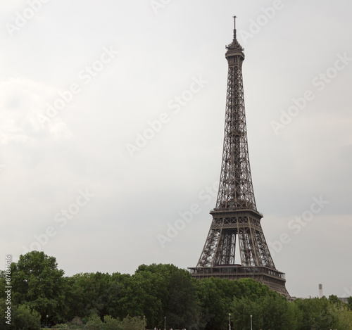 Fototapeta Naklejka Na Ścianę i Meble -  Eiffel Tower in Paris, France