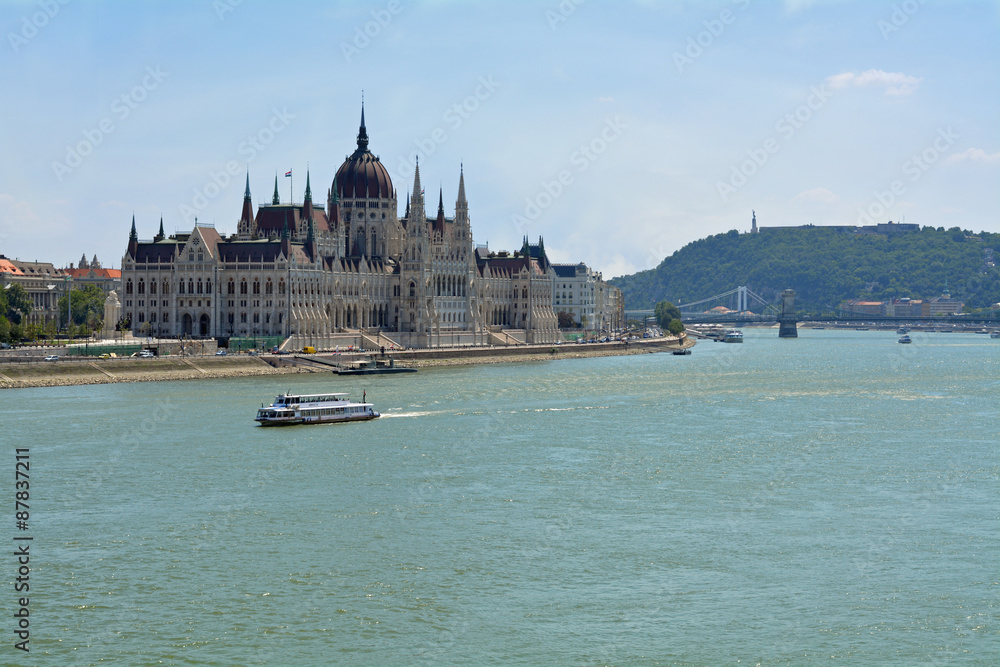 Obraz premium parliament of budapest