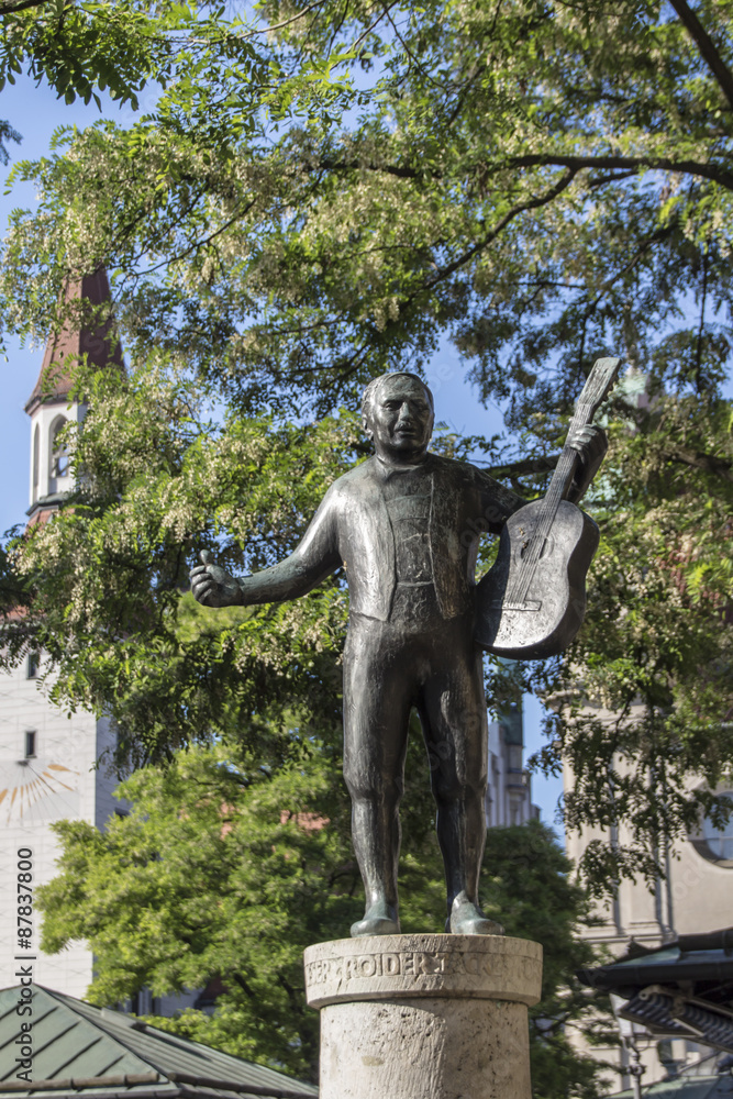 Fototapeta premium Viktualienmarkt in Munich, Bavaria, Germany, 2015