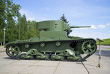 Советский легкий танк Т-26 в профиль