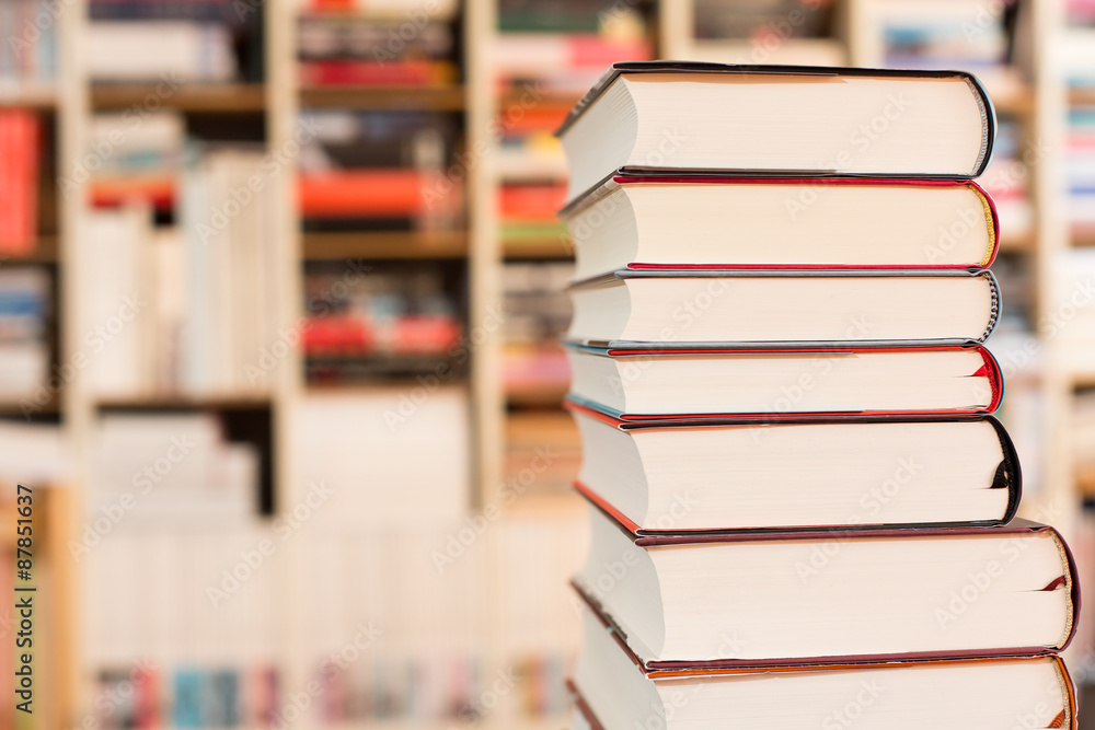 Fototapeta premium Bücherstapel