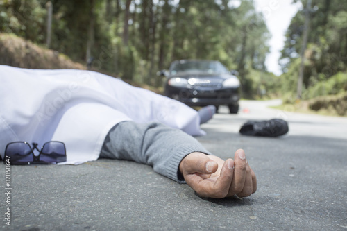Obraz na płótnie Muerto por accidente de auto