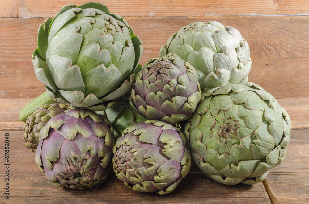 Fresh artichokes Fresh artichokes