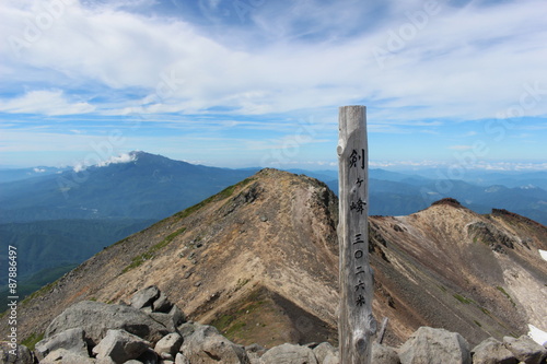 乗鞍岳の山頂のモニュメント