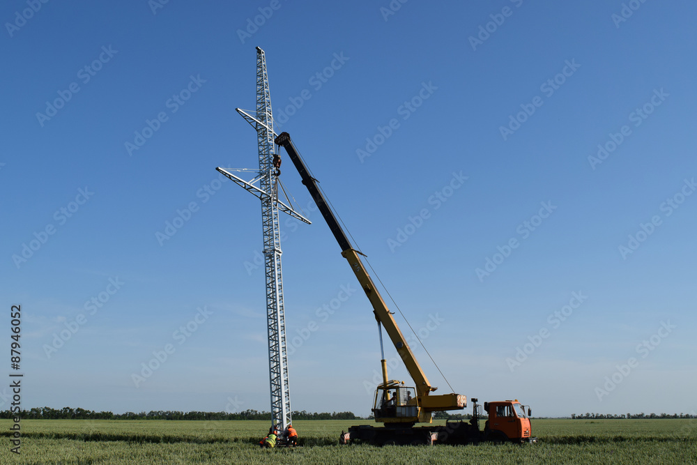 The elevator crane