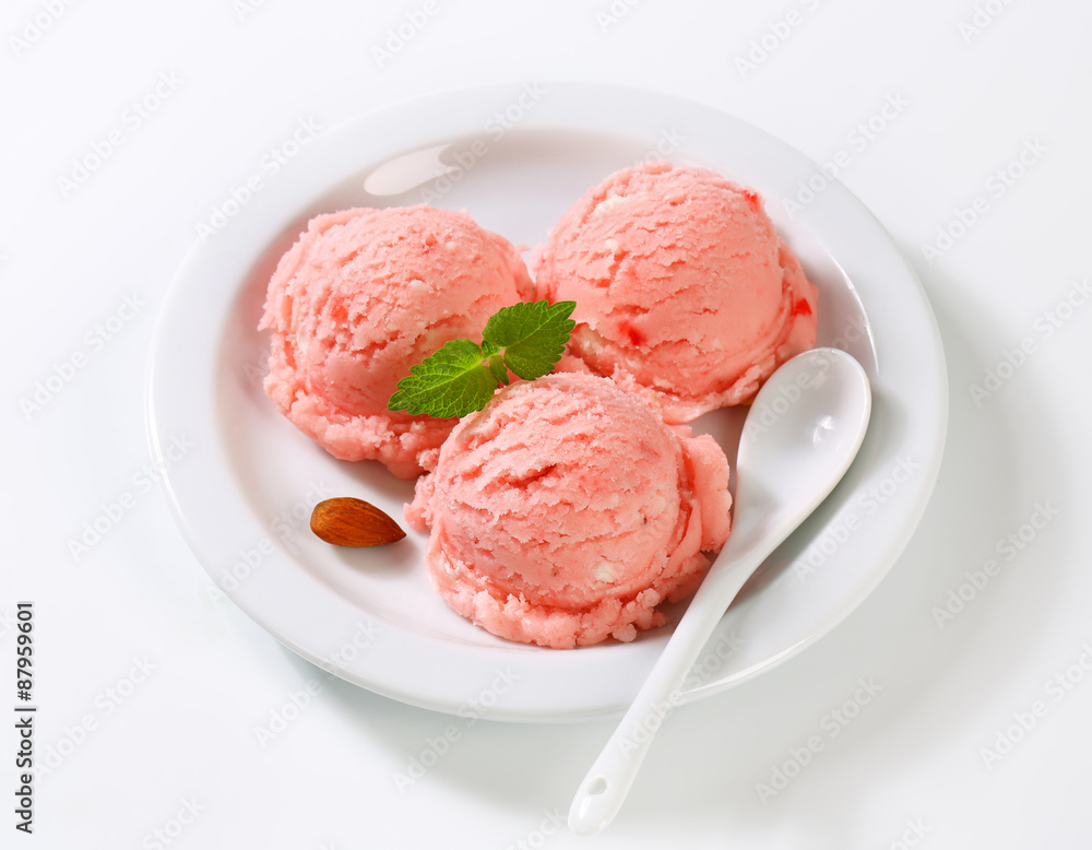 Strawberry sorbet Strawberry sorbet
