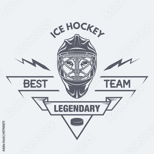 The emblem with goalkeeper helmet.