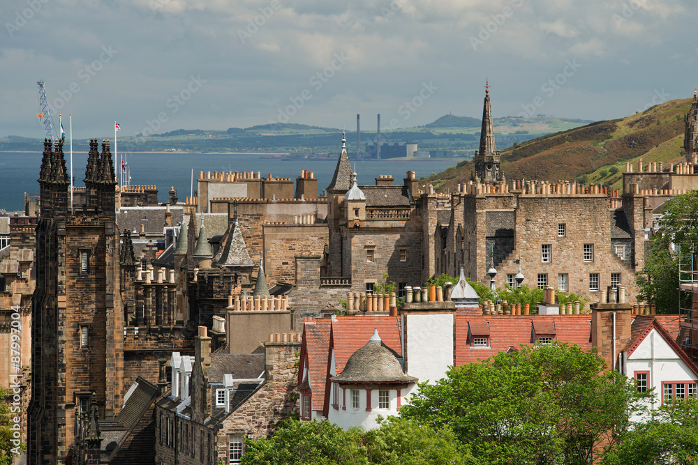 Über den Dächern von Edinburgh II