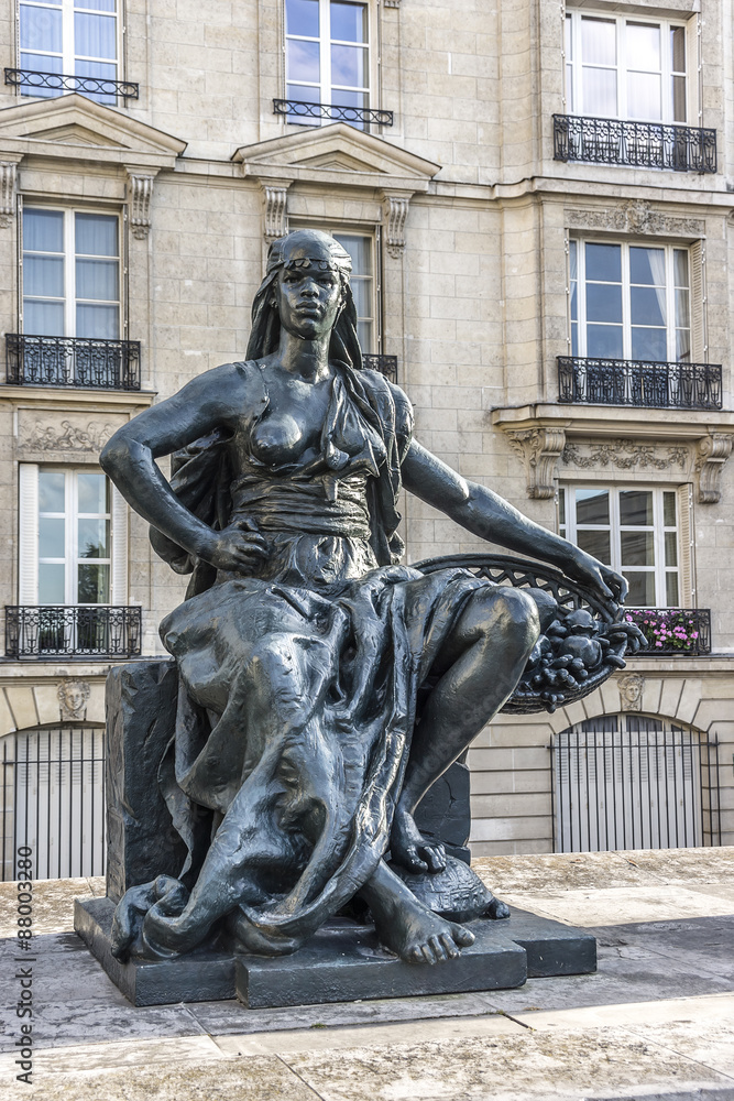 Sculpture near entrance to D'Orsay Museum. Paris, France.