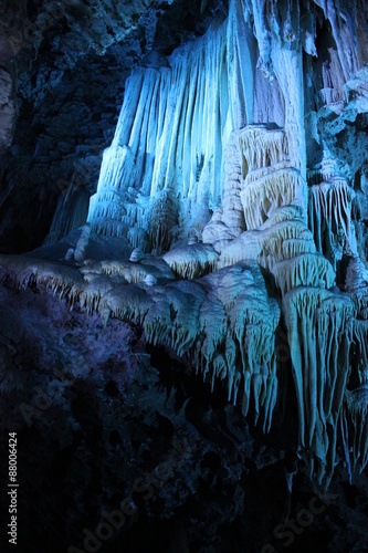 Grotte Du clamous 