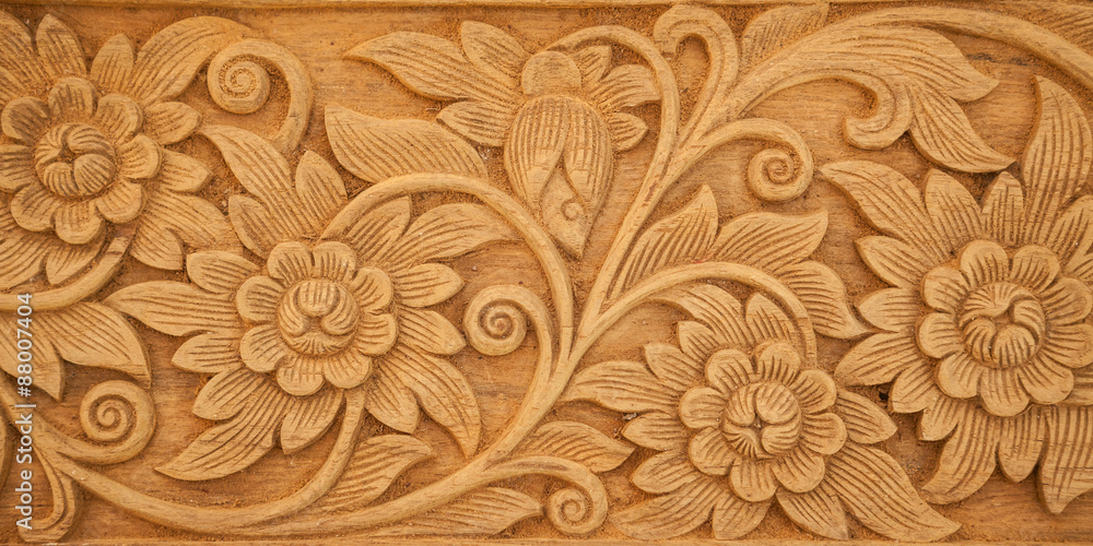 Ταπετσαρία flower carved on wood