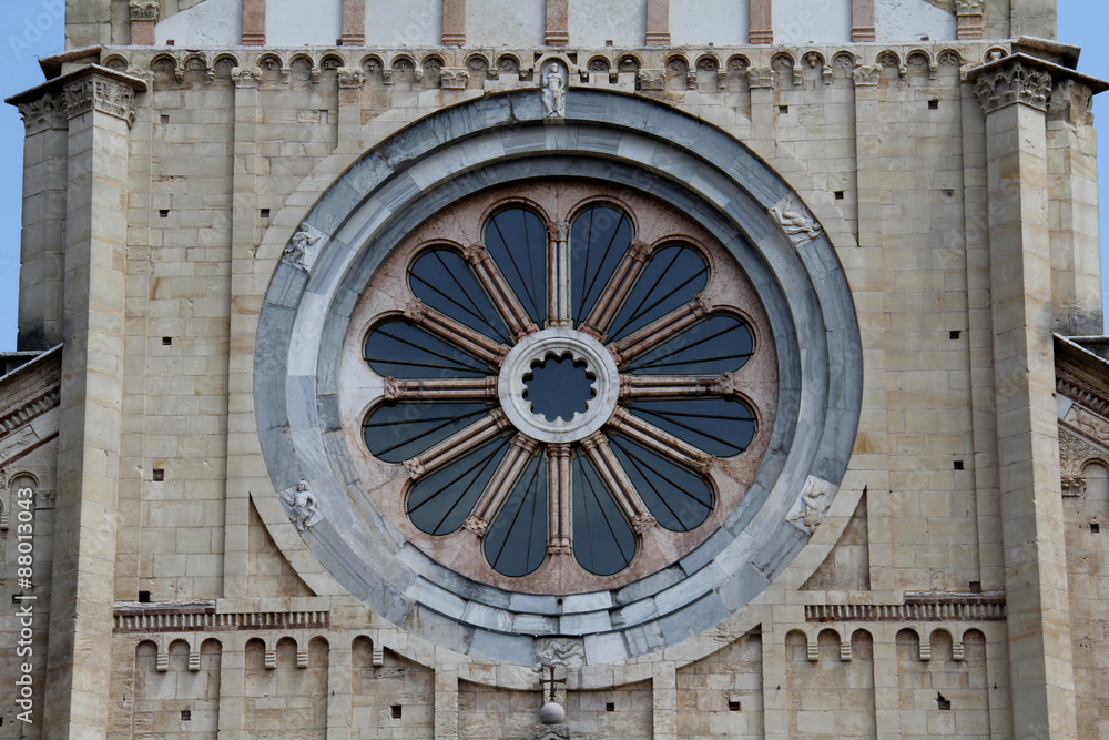 Basilica di San Zeno, Verona; il rosone (ruota della fortuna)