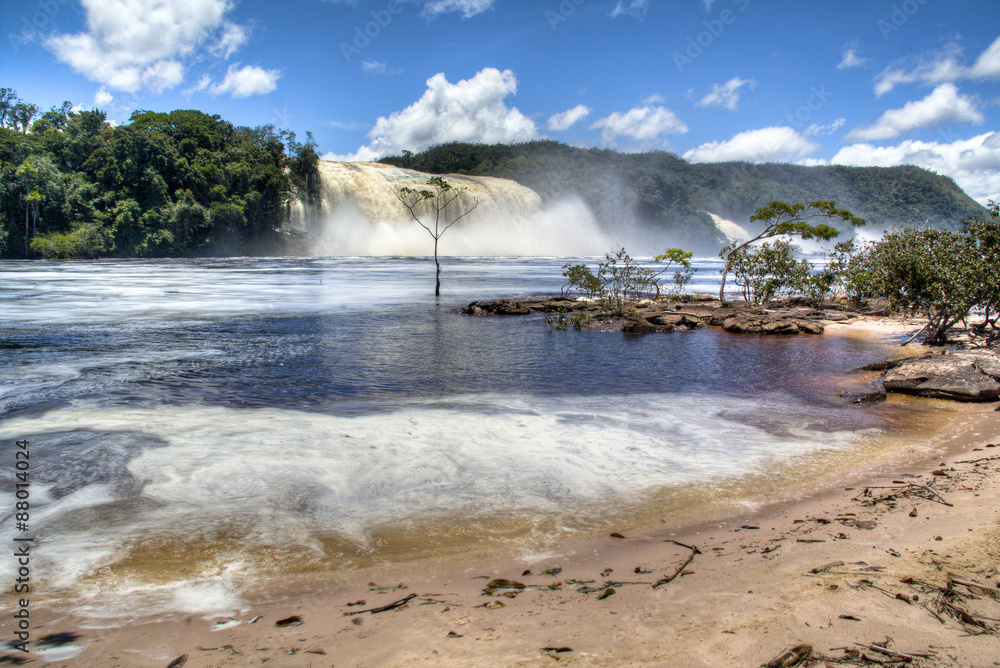 Fototapeta premium Waterfalls of Canaima in Venezuela 