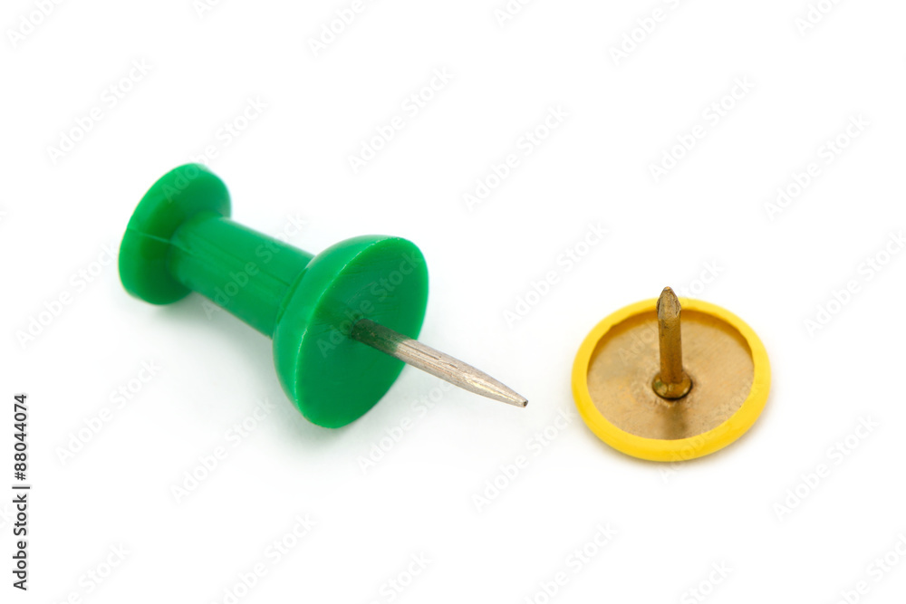 Stoßnadel und Reißzwecke Stoßnadel und Reißzwecke