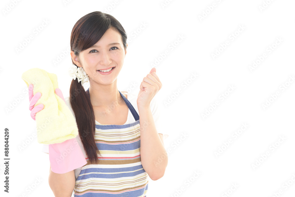 お掃除をする女性 お掃除をする女性