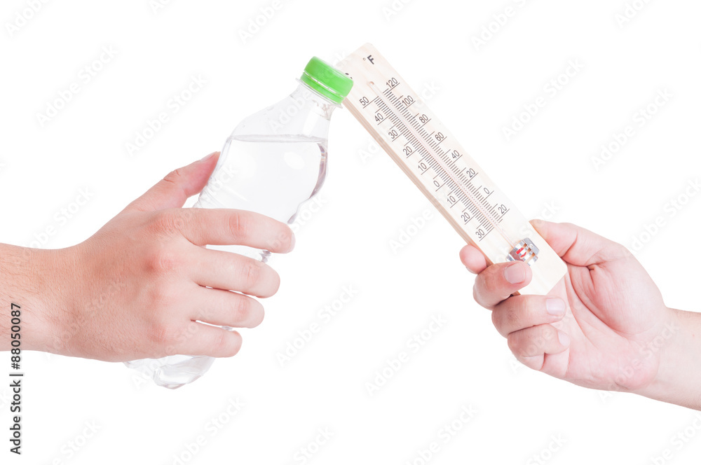 Fototapeta premium Summer heat exchage between thermometer and bottle of cold water