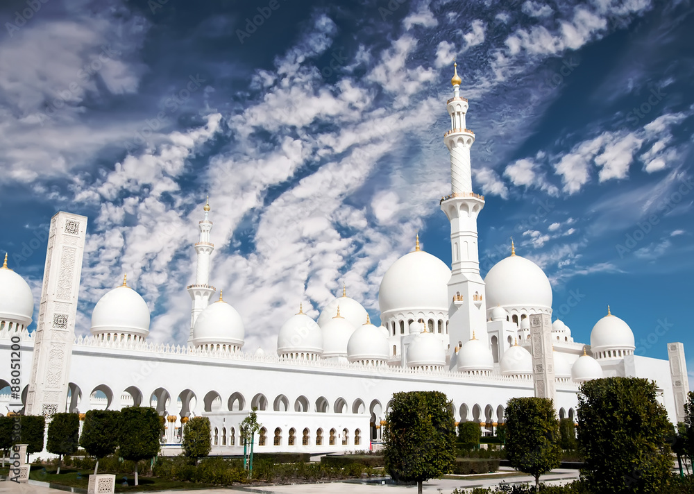 Obraz premium Sheikh Zayed mosque in Abu Dhabi